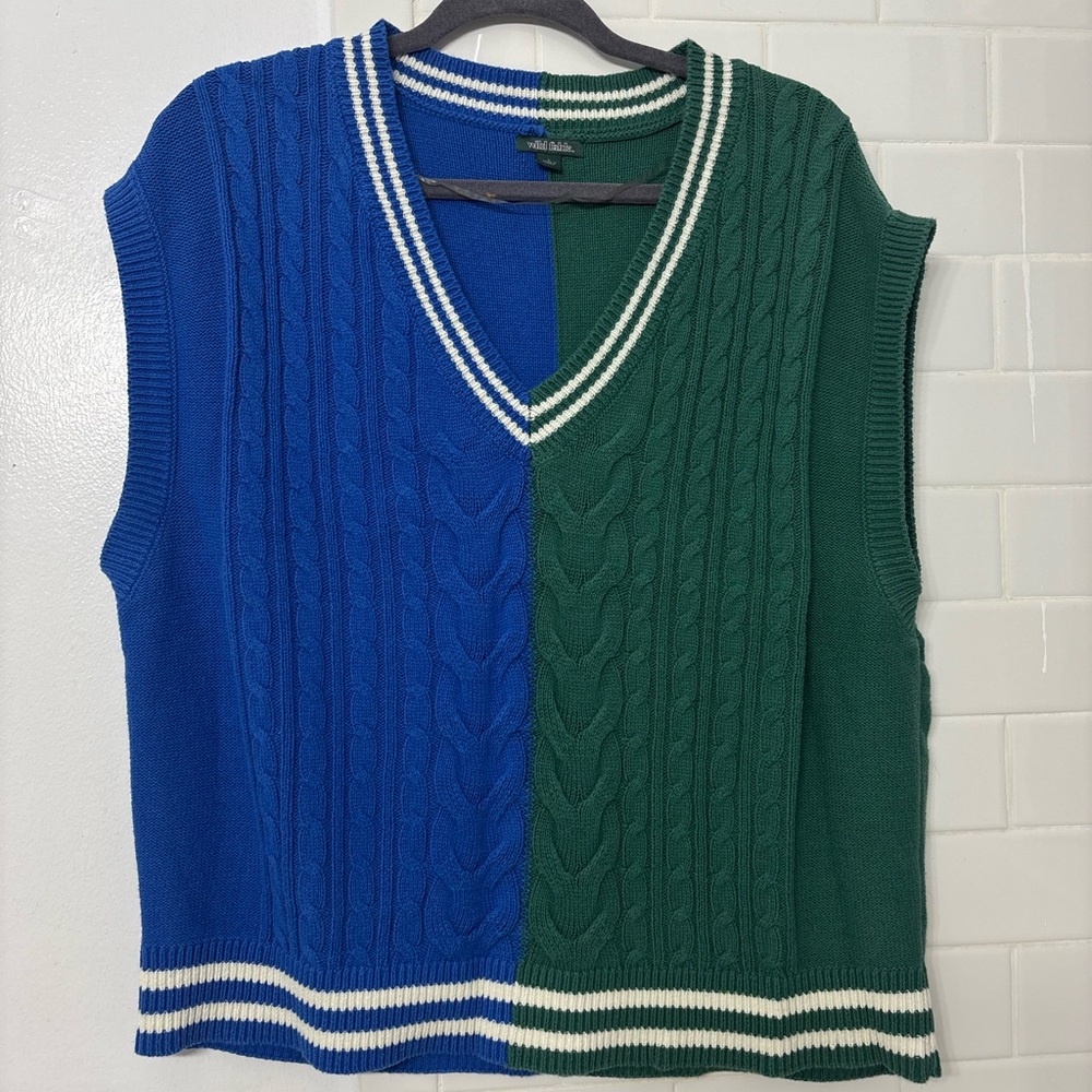 Wild Fable Colorblock Sweater Vest in Blue and Green